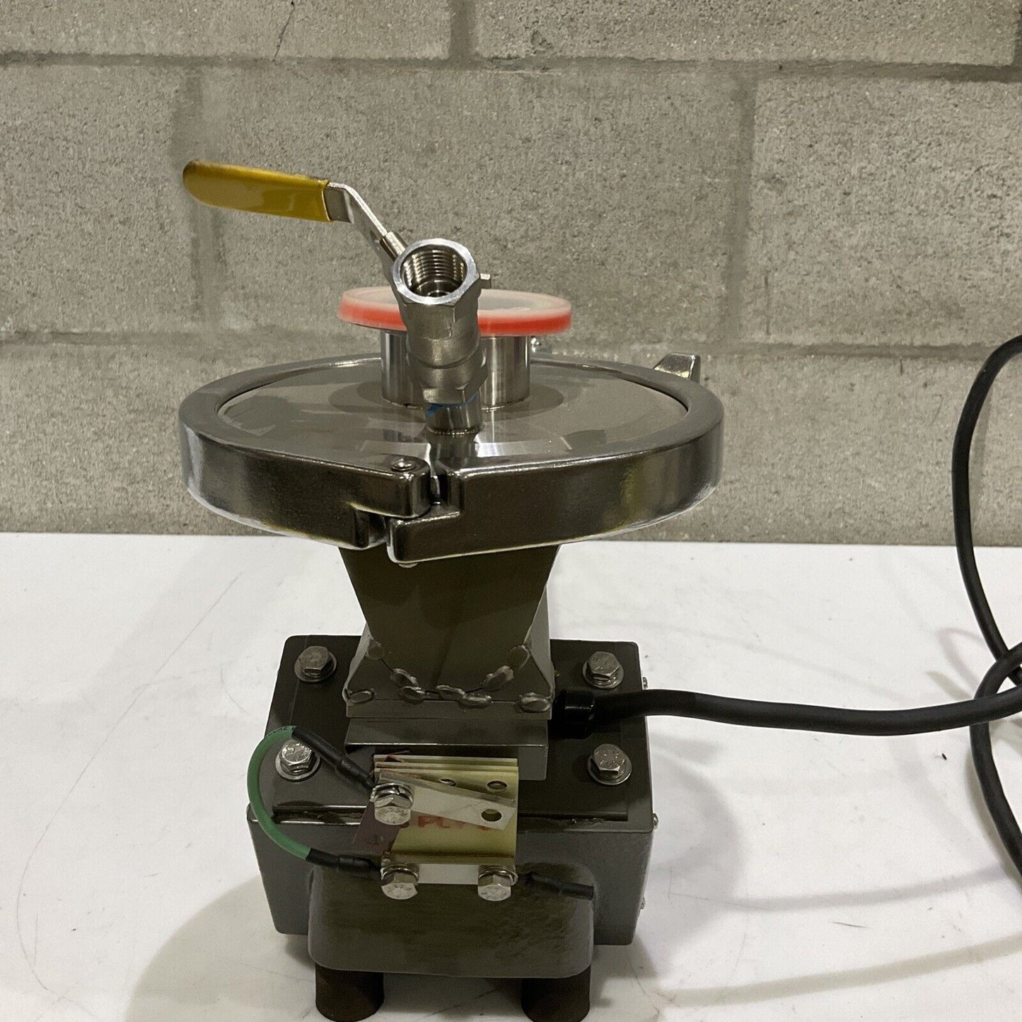 ERIEZ UN-115-2A-FW VIBRATORY FEEDER CONTROL 15A VIBRATING PAN FEEDER CDM
