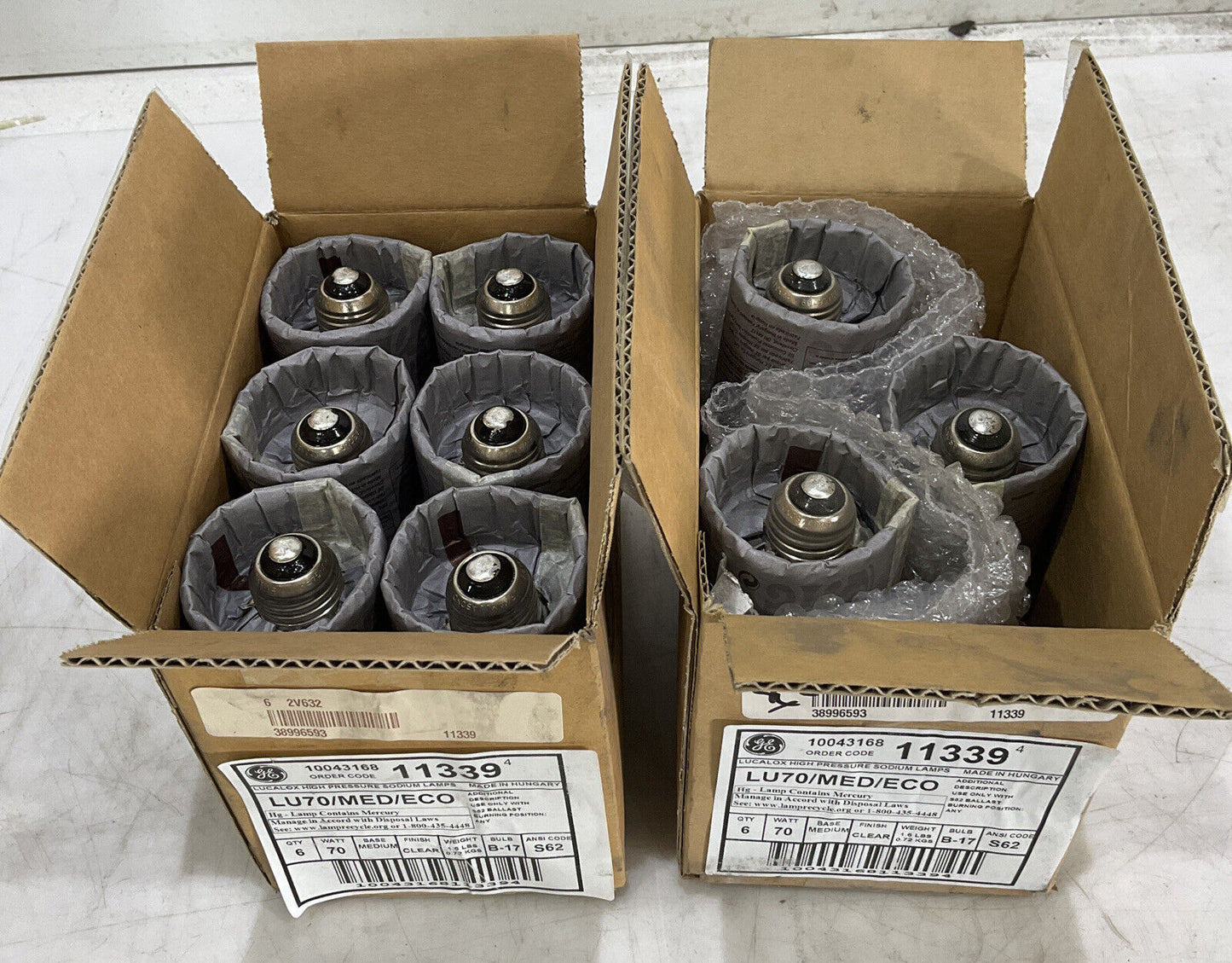 GENERAL ELECTRIC LU70/MED/ECO BULB LOT OF 9 476