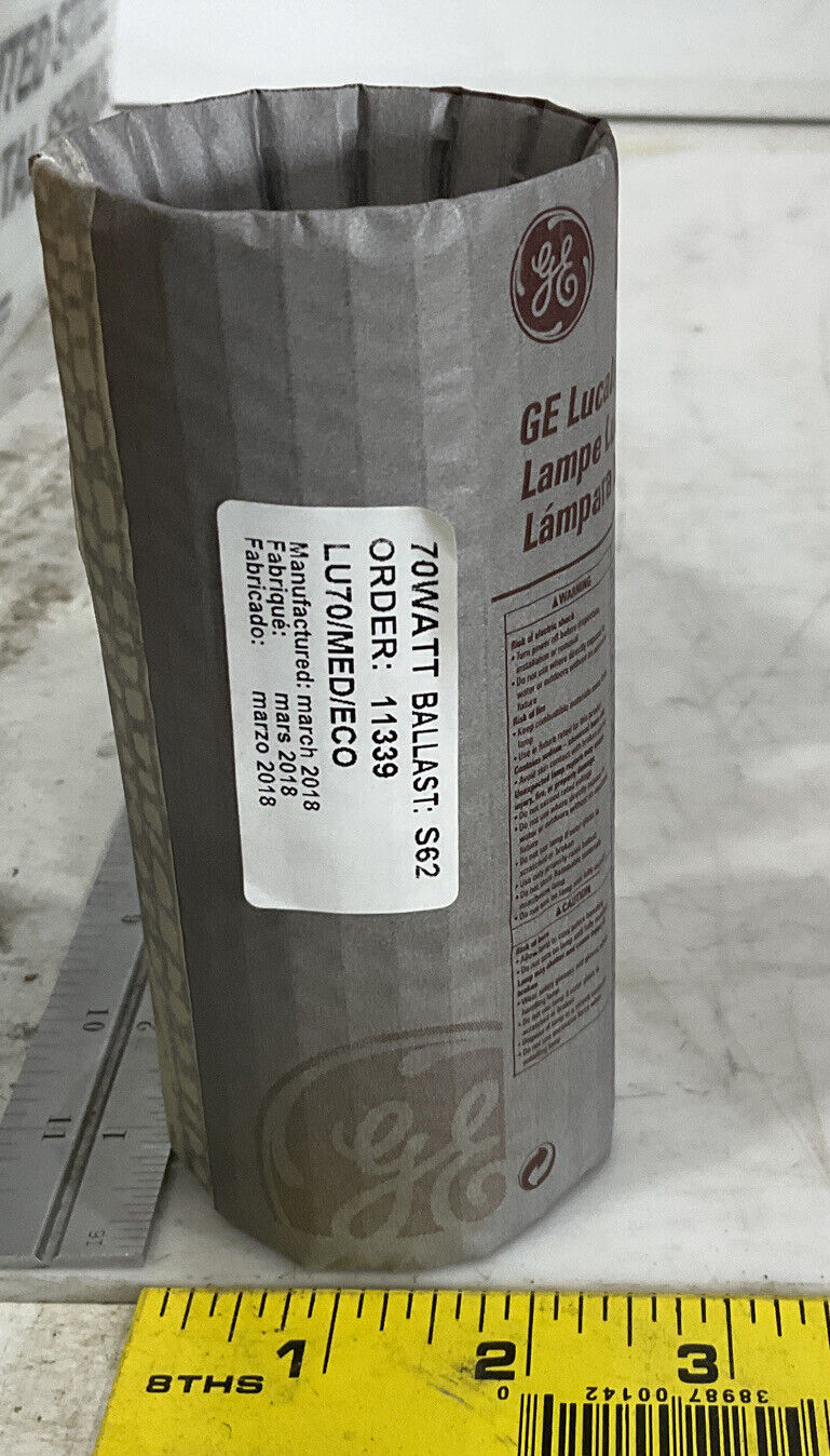 GENERAL ELECTRIC LU70/MED/ECO BULB LOT OF 9 476