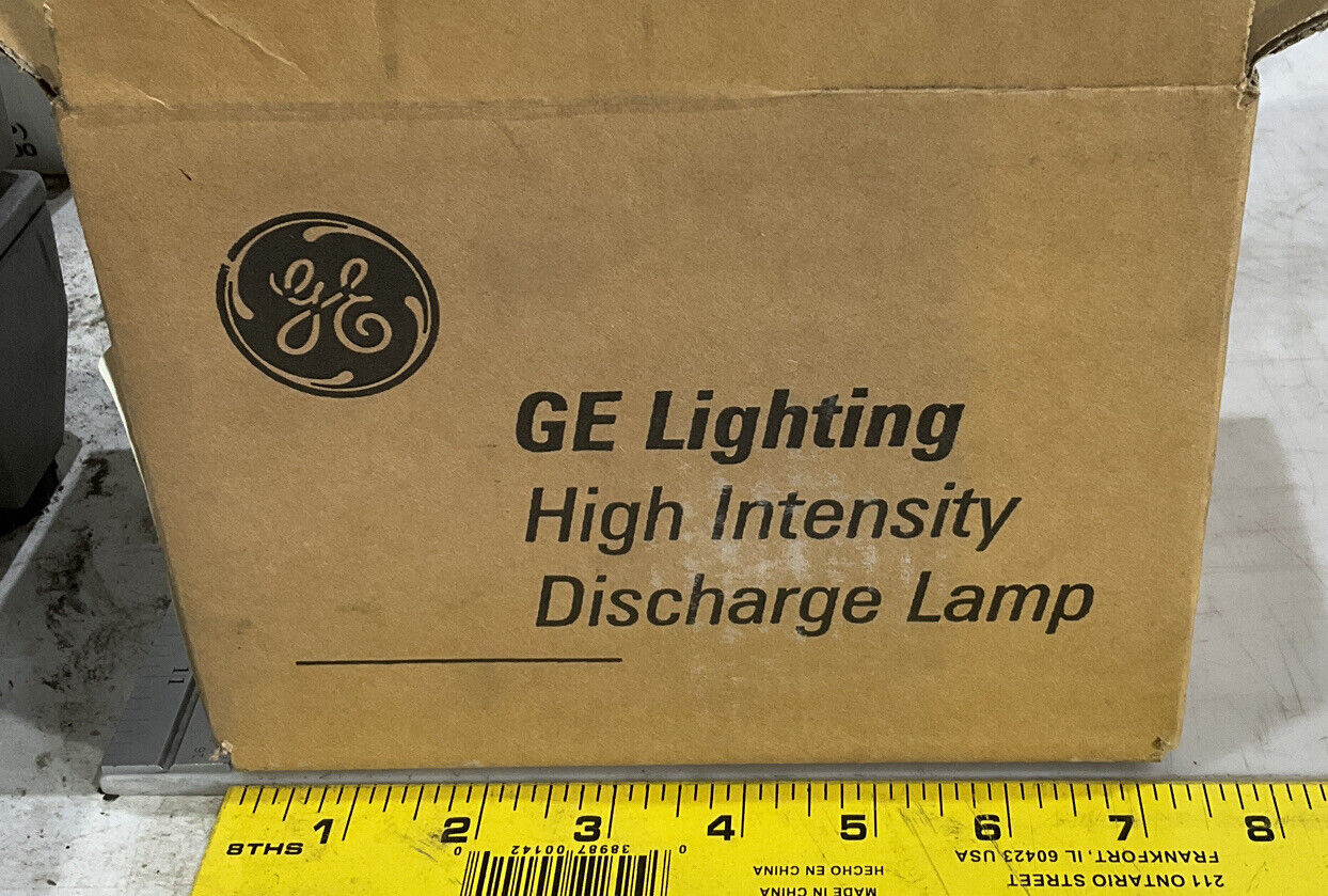 GENERAL ELECTRIC LU70/MED/ECO BULB LOT OF 9 476