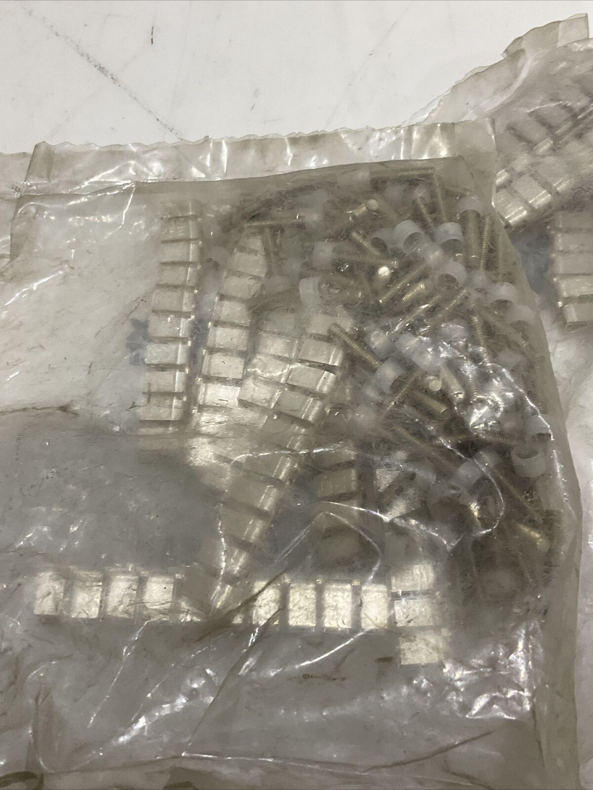 PHOENIX CONTACT CH-NR 052166 CONTACT PART LOT OF 30 479