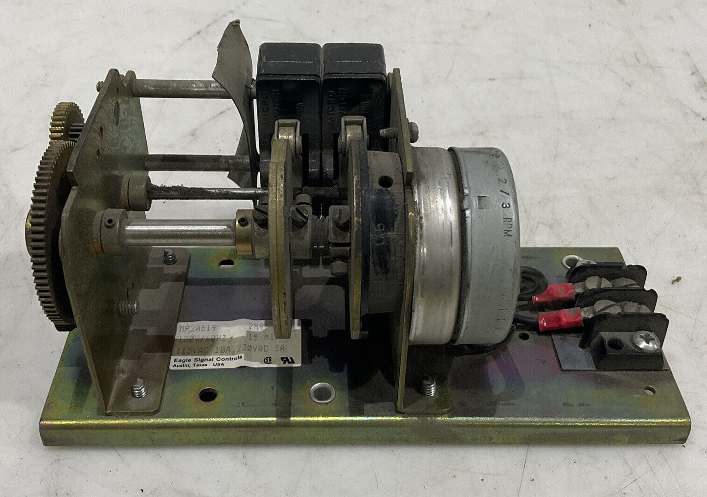 EAGLE SIGNAL CONTROLS MP2A619 TIMER 120V/60HZ 476