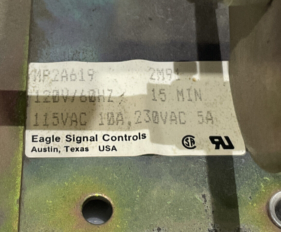 EAGLE SIGNAL CONTROLS MP2A619 TIMER 120V/60HZ 476