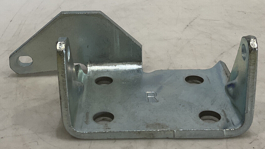 GENERAL MOTORS 12475676 FRONT DOOR HINGE REPLACEMENT RH 476