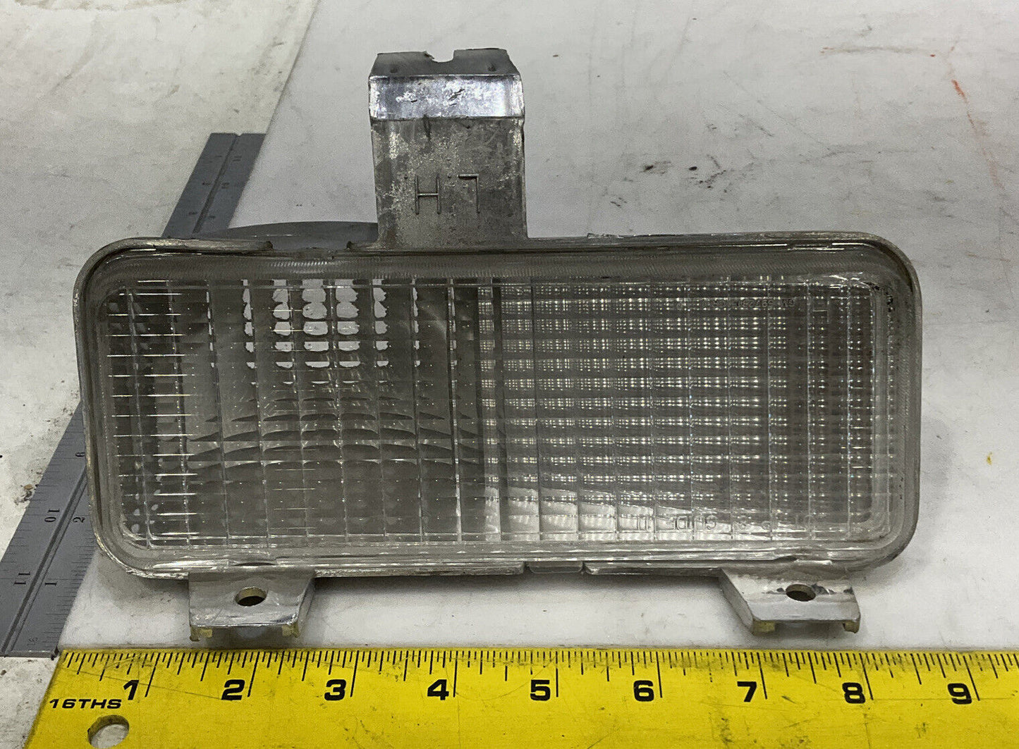 GENERAL MOTORS 5972313 5 UK LH LAMP LOT OF 3 476