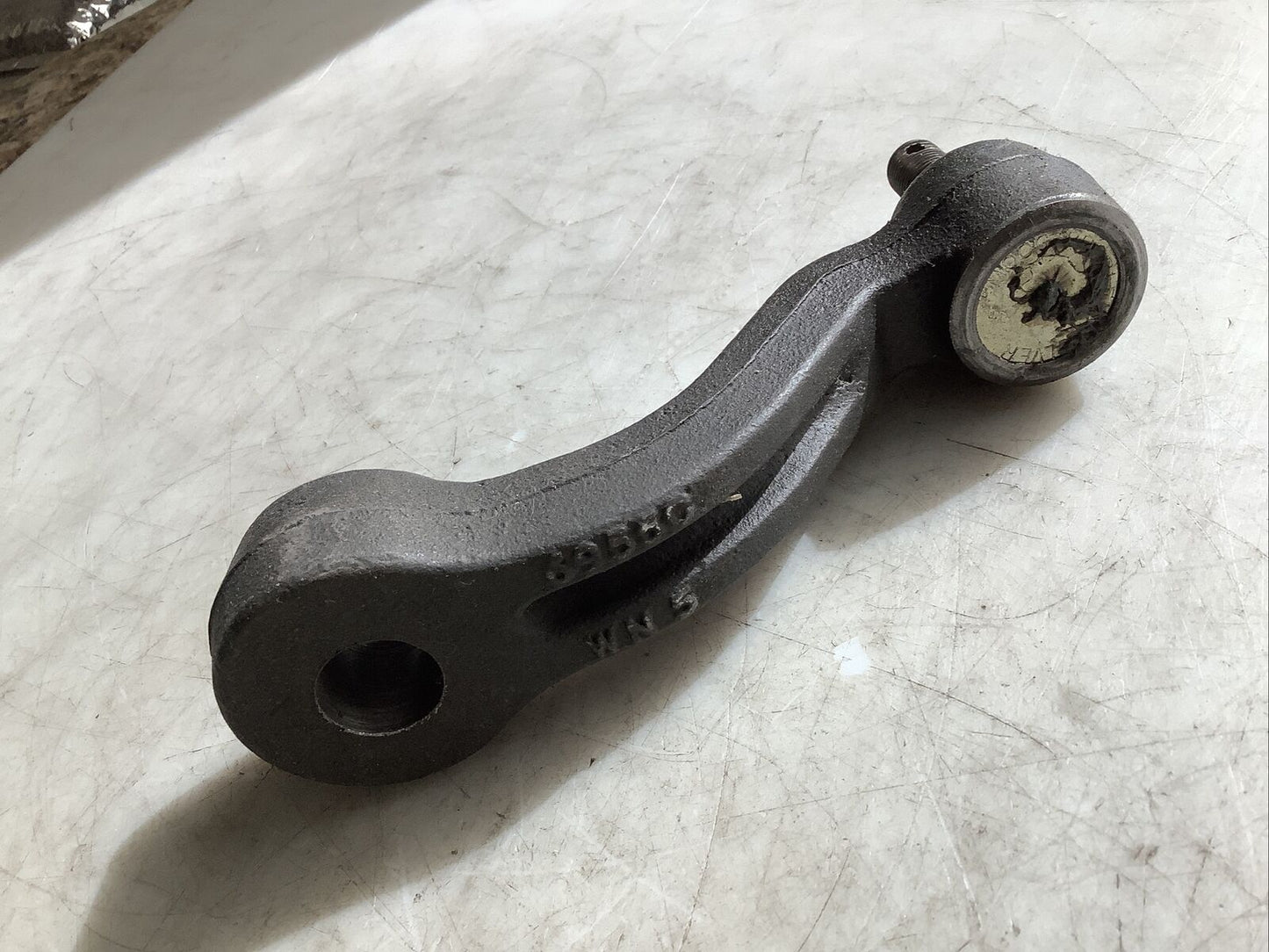 CARQUEST K6447 STEERING IDLER ARM 476