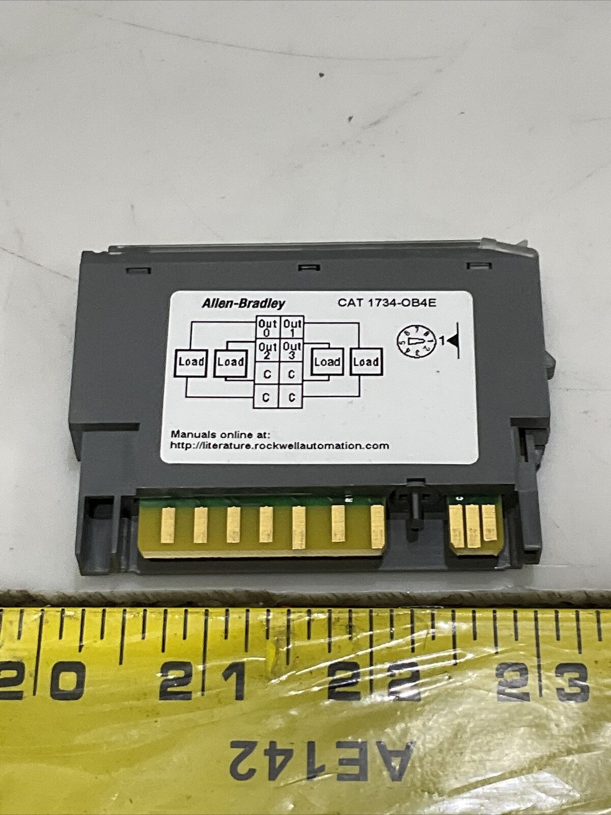 ALLEN BRADLEY 1734-OB4E DIGITAL OUTPUT CDM