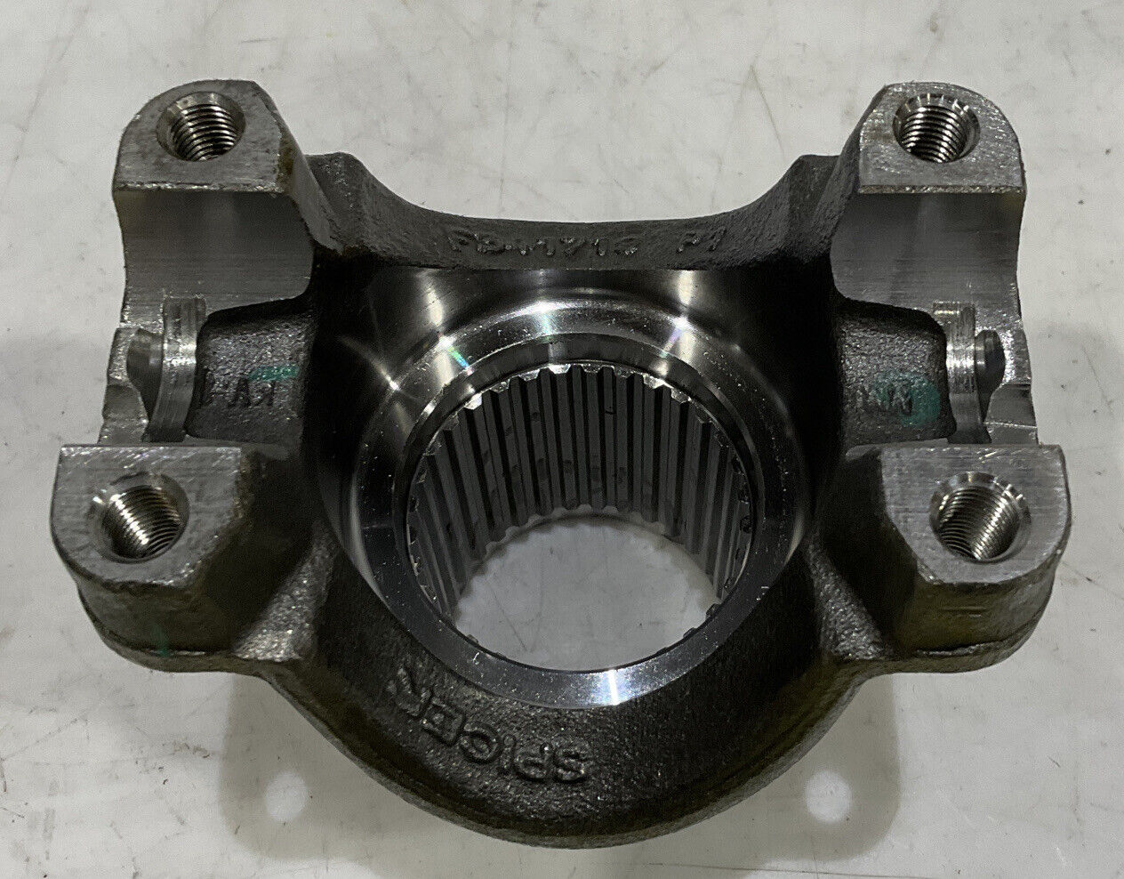 CATERPILLAR OEM 357-0596 YOKE 476