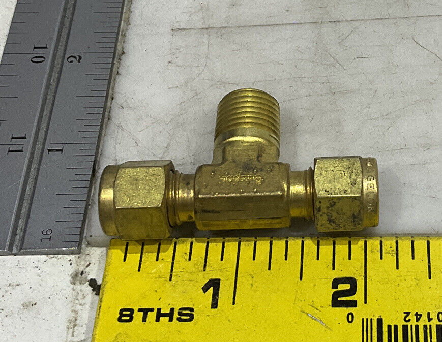 SWAGELOK B-400-3-4TTM MALE TEE LOT OF 10 476