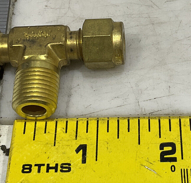 SWAGELOK B-400-3-4TTM MALE TEE LOT OF 10 476