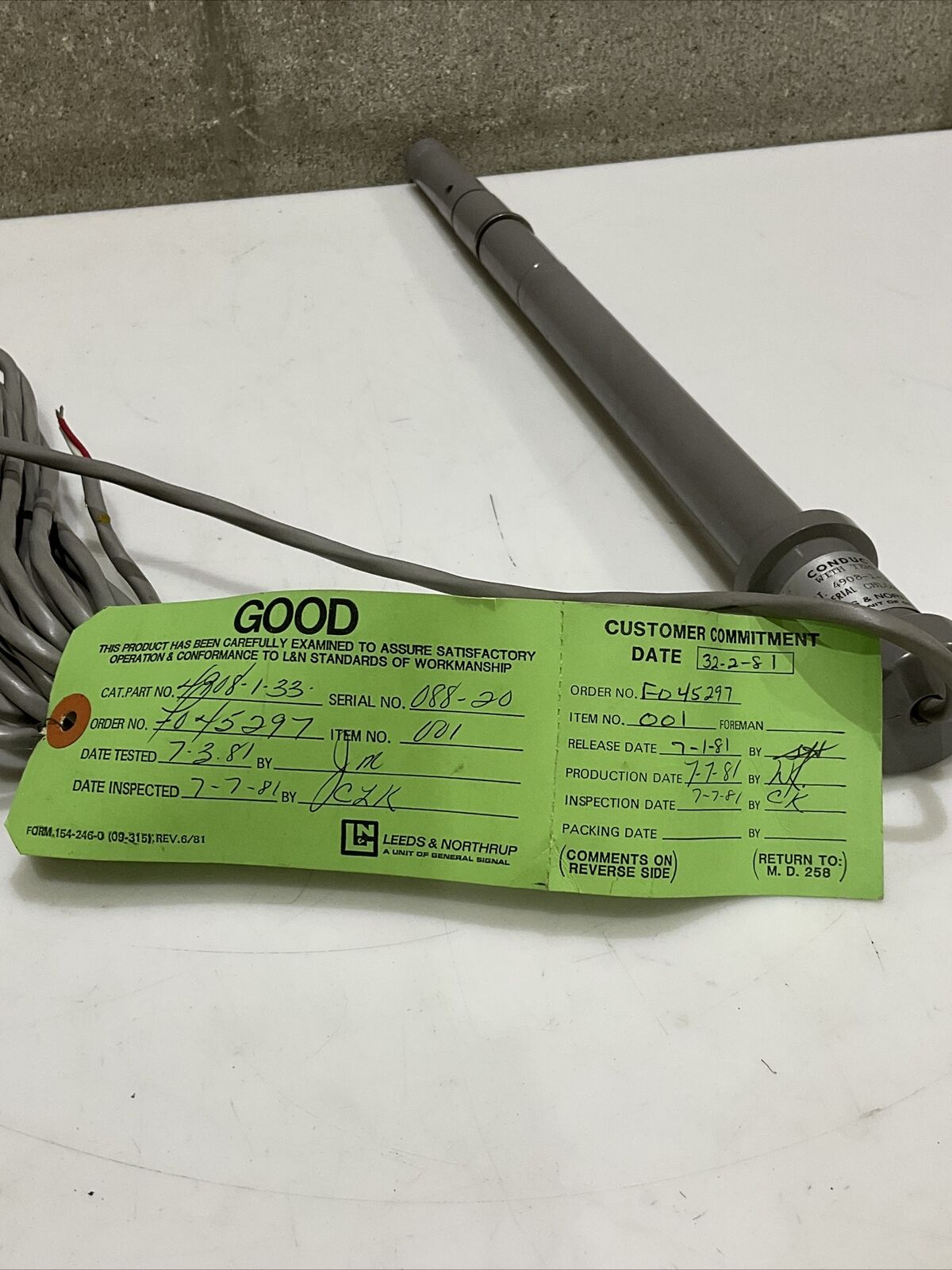 LEEDS & NORTHRUP 4908-1-33-088-20 CONDUCTIVITY CELL WITH TEMP COMPENSATOR 373