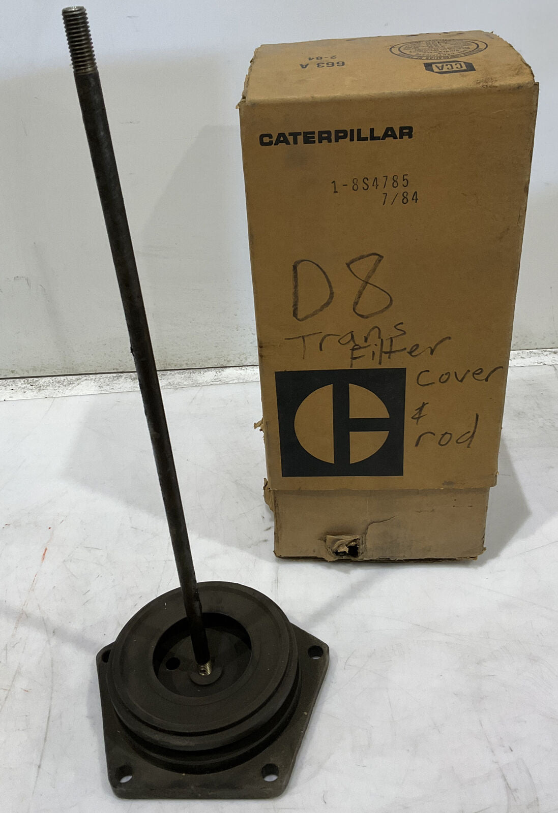 CATERPILLAR 8S-2213 TRANSMISSION FILTER COVER AND ROD 476