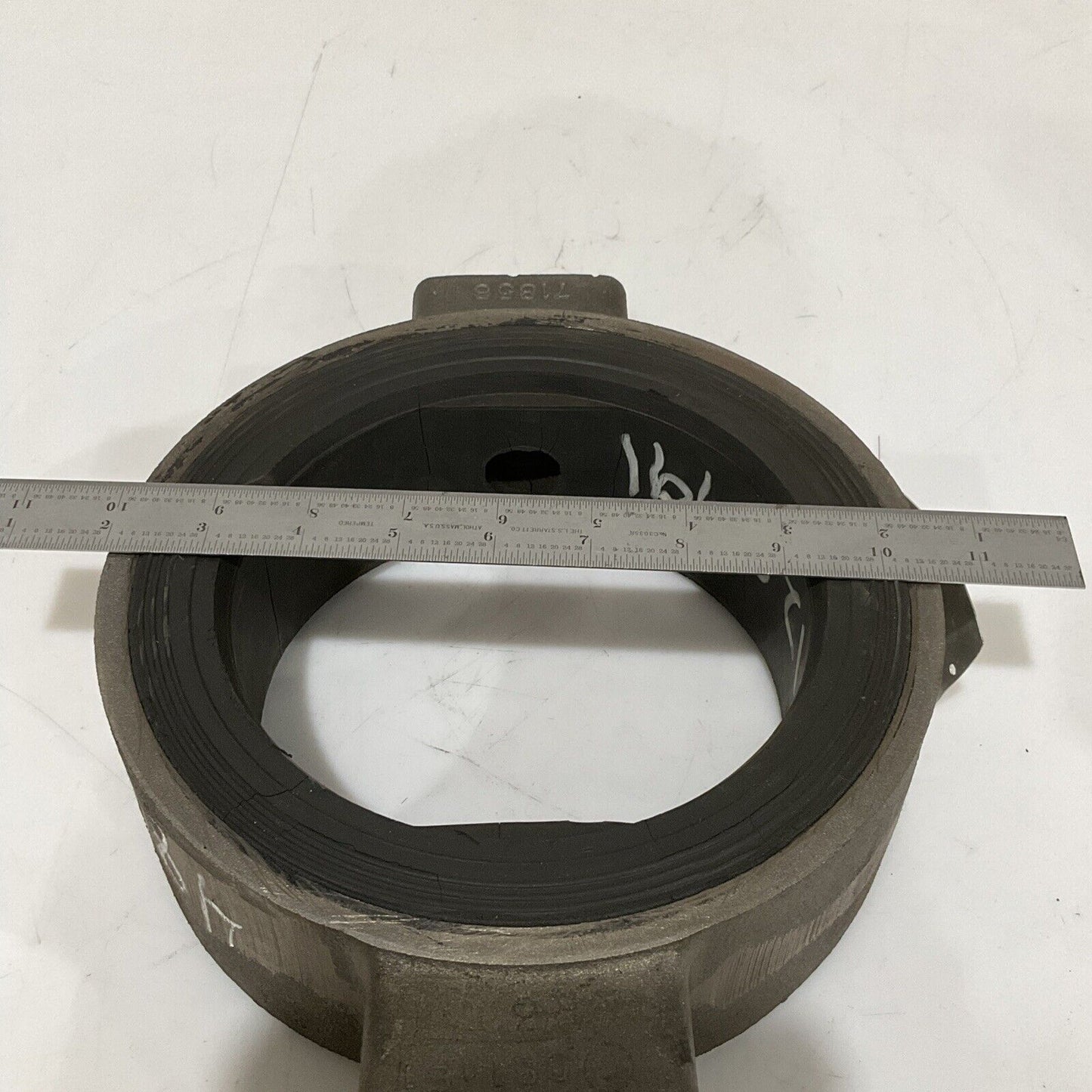 PRATT MKII MONOFLANGE RUBBER SEAT BUTTERFLY VALVE 150 PSIG SIZE 6" 373