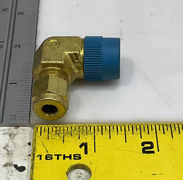 SWAGELOK B-400-2-6 MALE ELBOW LOT OF 16 476