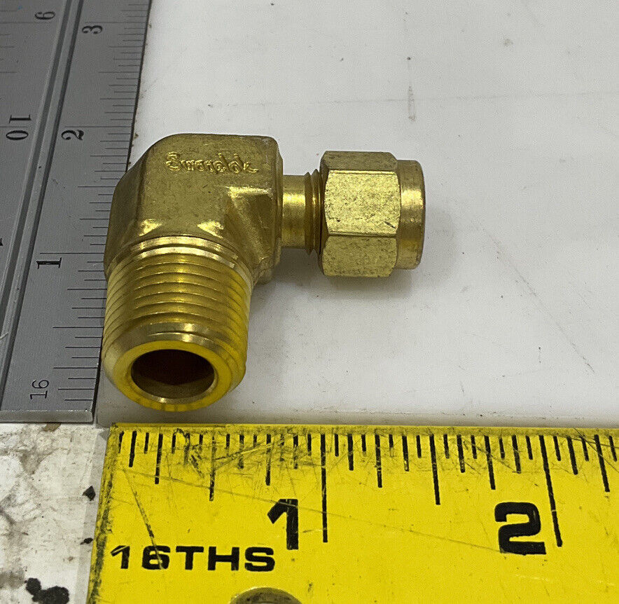 SWAGELOK B-400-2-6 MALE ELBOW LOT OF 16 476