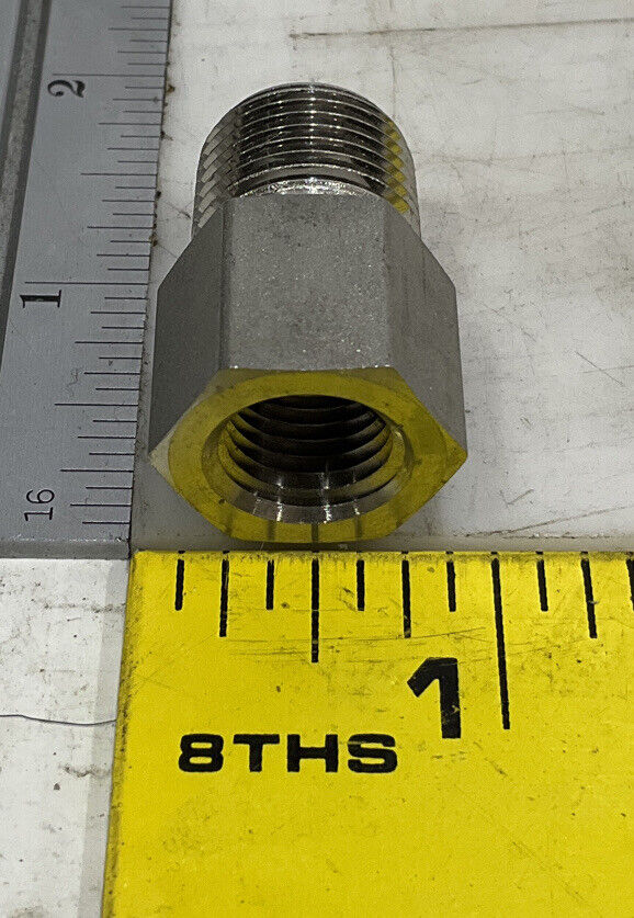 SWAGELOK SS-6-A-RT ADAPTER LOT OF 7 476
