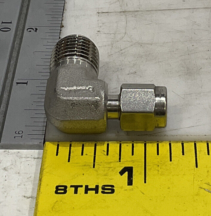 SWAGELOK SS-200-2-4 ELBOW LOT OF 3 476