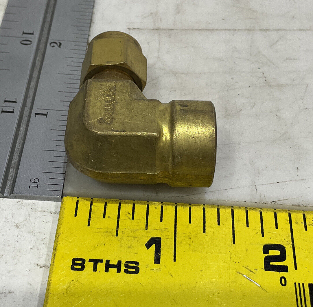 SWAGELOK B-400-8-8 FEMALE ELBOW LOT OF 19 476