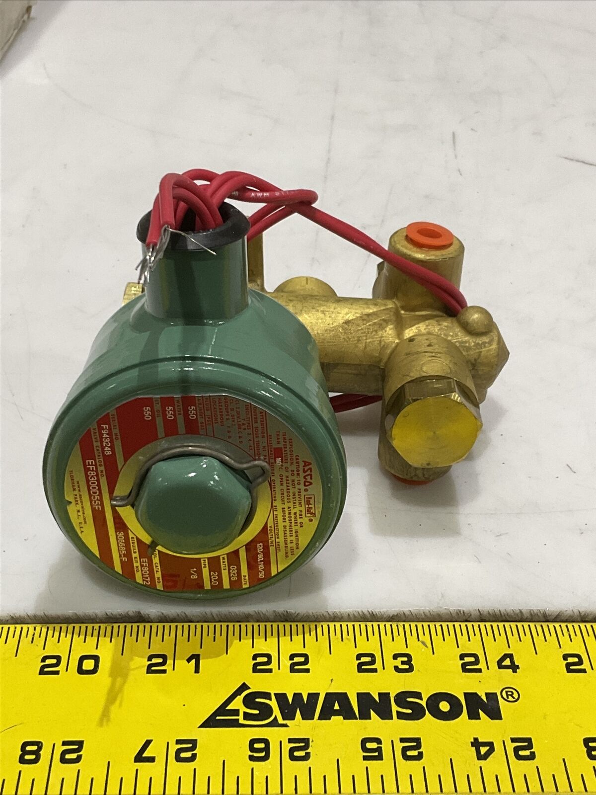 ASCO EF8300D55F SOLENOID VALVE 3-WAY 1/8 373