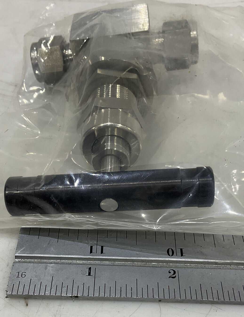 SWAGELOK SS-6NRS6-G VALVE 476