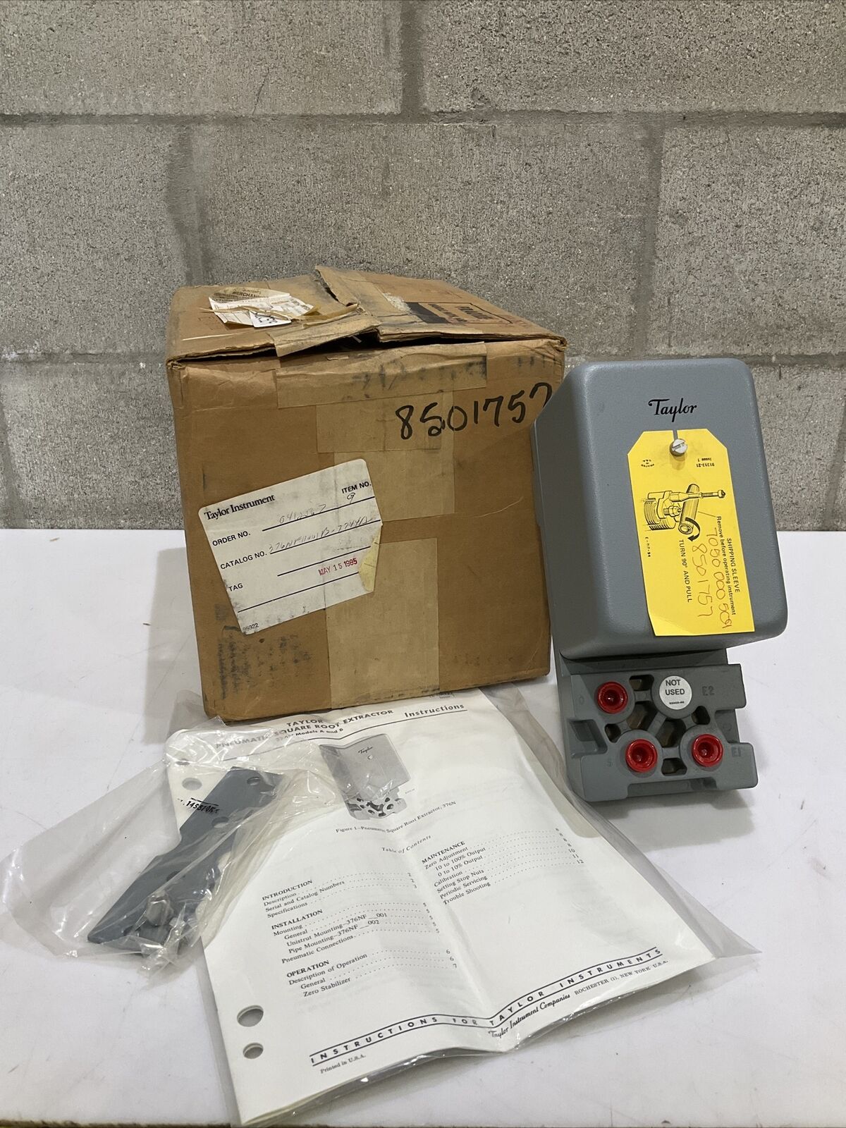 TAYLOR INSTRUMENTS 376NF11001B7744A PNEUMATIC COMPUTER SQUARE ROOT EXTRACTOR 373