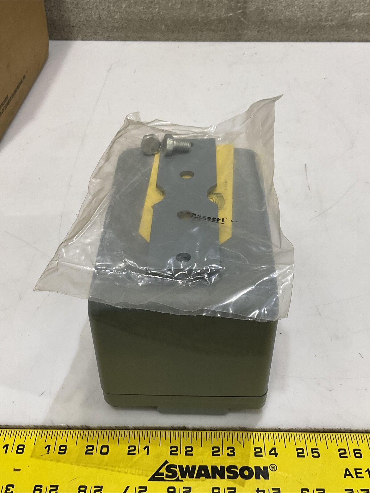 TAYLOR INSTRUMENTS 376NF11001B7744A PNEUMATIC COMPUTER SQUARE ROOT EXTRACTOR 373