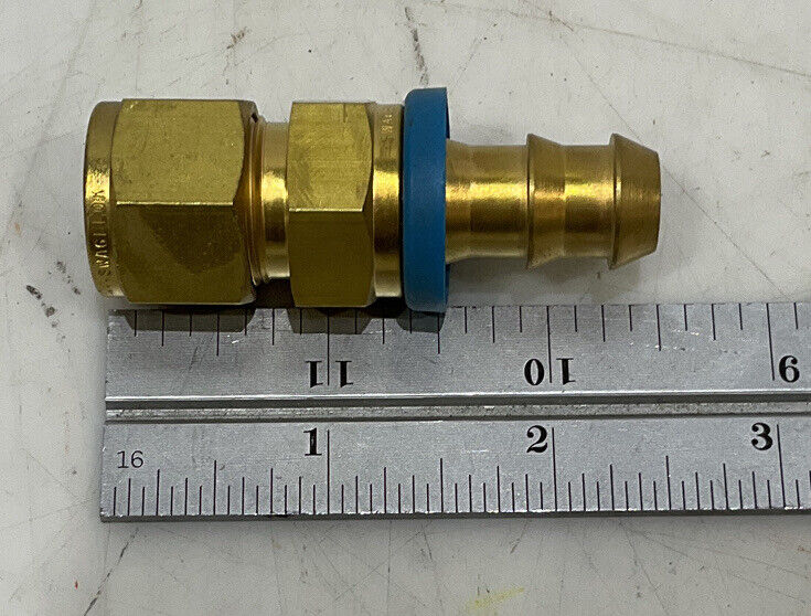 SWAGELOK B-PB8-SL8 PUSH ON HOSE FITTING LOT OF 30 476