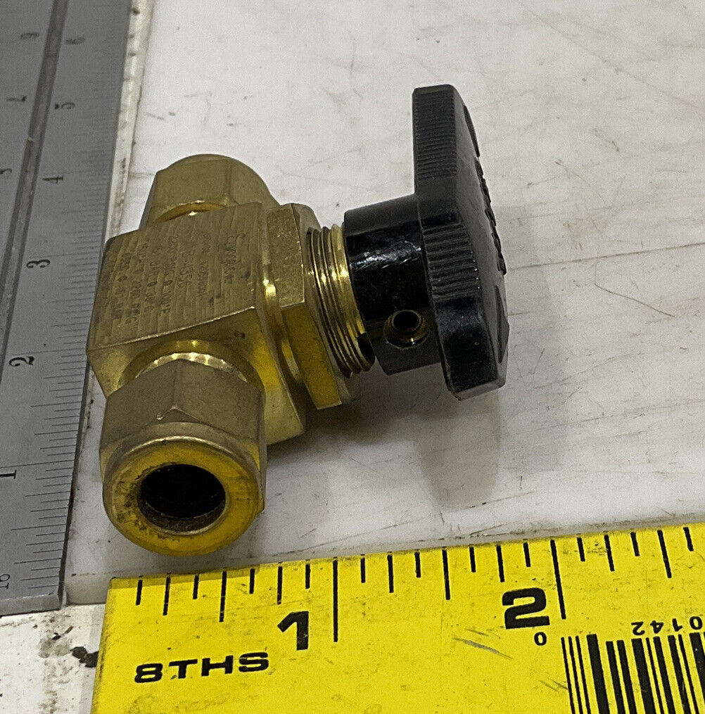 SWAGELOK B-43S6 BALL VALVE 476
