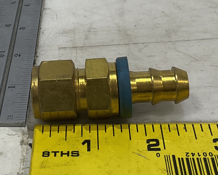 SWAGELOK B-PB8-SL8 PUSH ON HOSE FITTING LOT OF 68 476