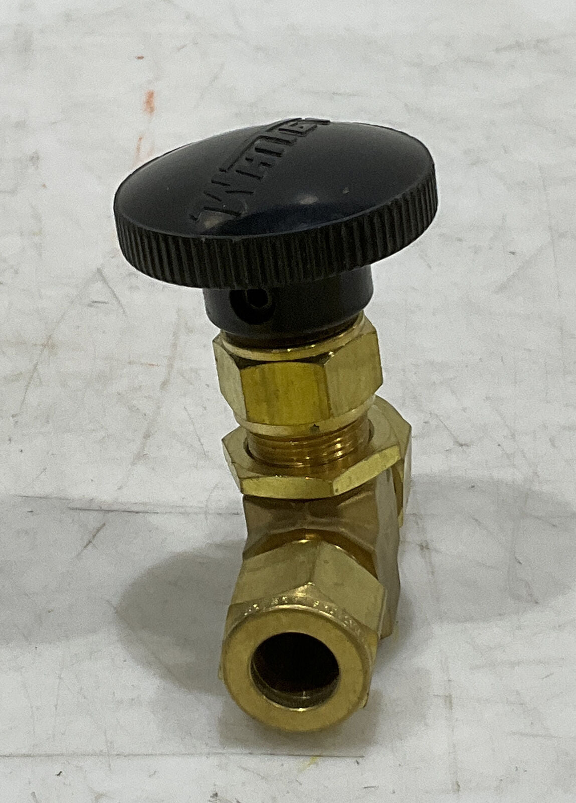 SWAGELOK B-1RS8 INTEGRAL BONNET NEEDLE VALVE 476