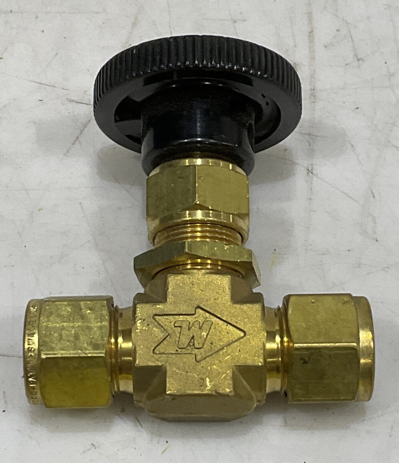 SWAGELOK B-1RS8 INTEGRAL BONNET NEEDLE VALVE 476