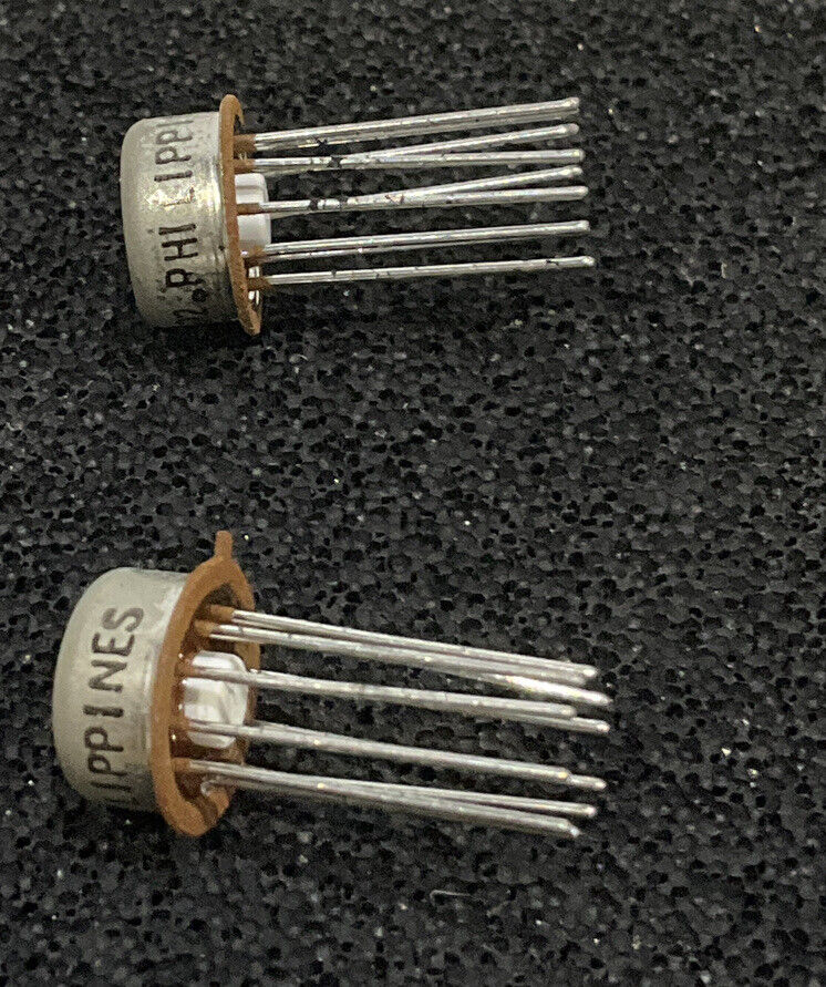 ANALOG DEVICES AD537JH LOT OF 2 373
