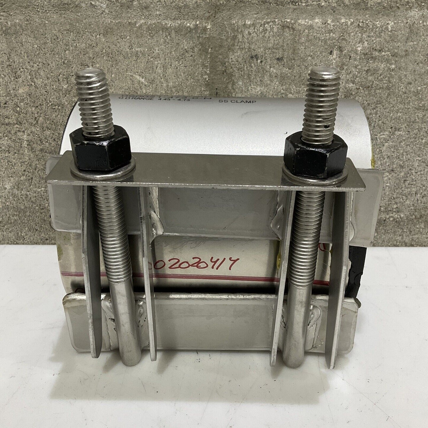 THE SKINNER CO 090021-473-6-N PIPE REPAIR CLAMP RANGE 4.45-4.73 4”X6” 316SS 373