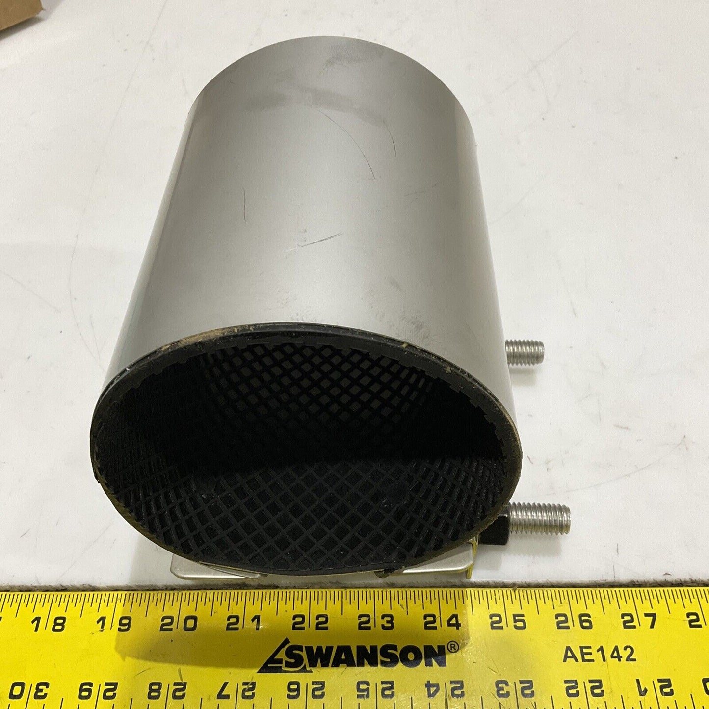 THE SKINNER CO 090021-473-6-N PIPE REPAIR CLAMP RANGE 4.45-4.73 4”X6” 316SS 373