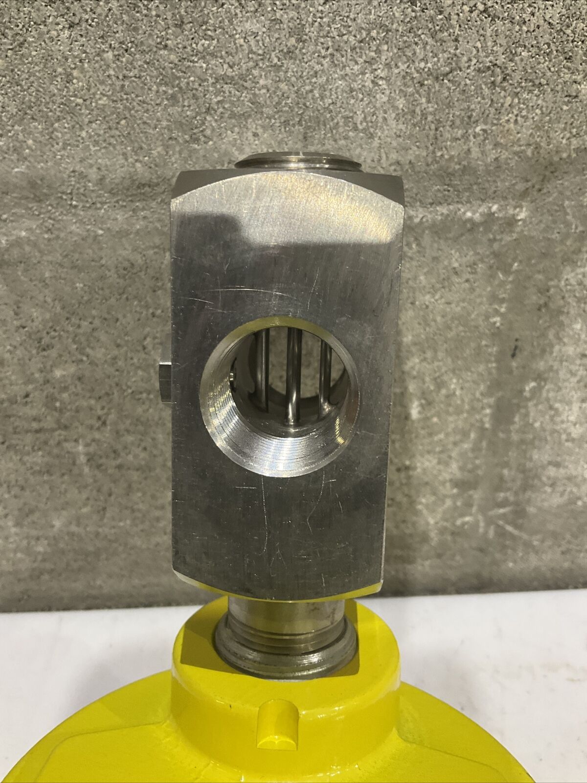FCI FR70-4 FLOW SWITCH MONITOR .75” 2.5” S L V 5181-W 115VAC 60HZ 7VA 373
