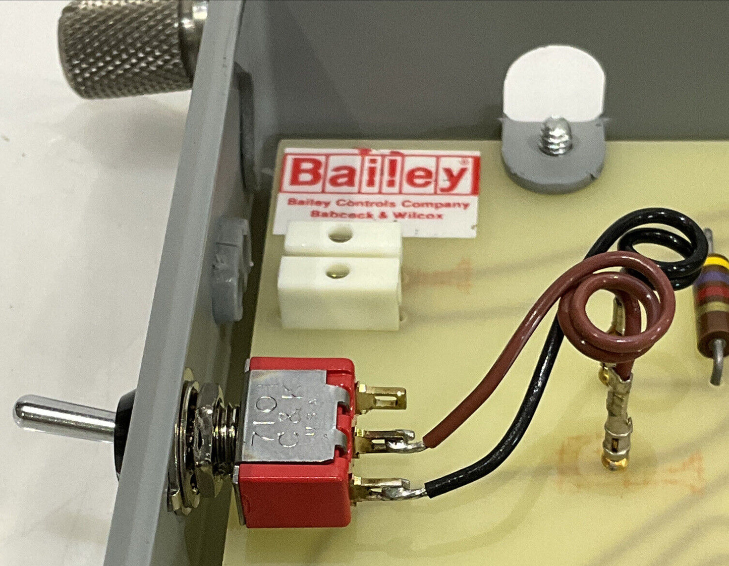 BAILEY 6631166 A1 RATE LIMITED SIGNAL FOLLOWER 373