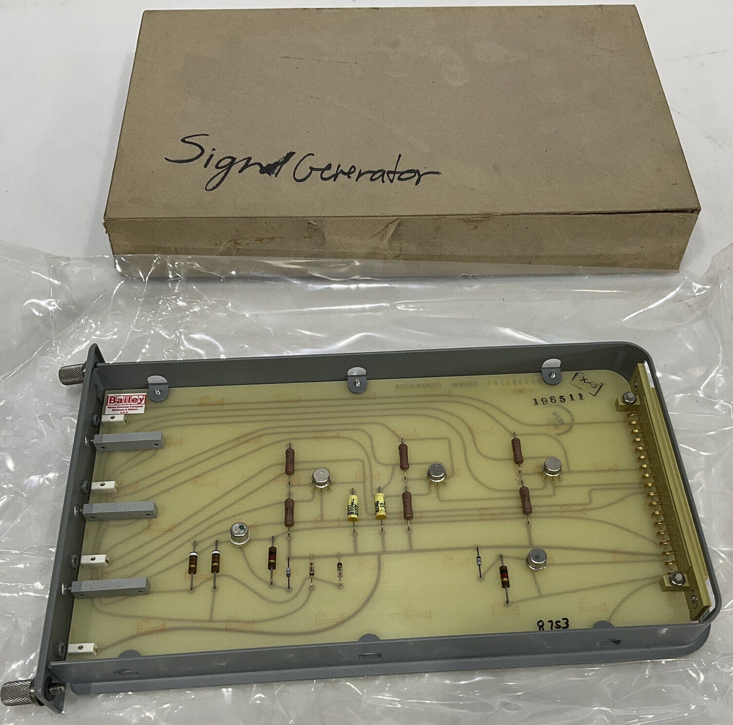BAILEY 6623832 F3 SIGNAL GENERATOR 373