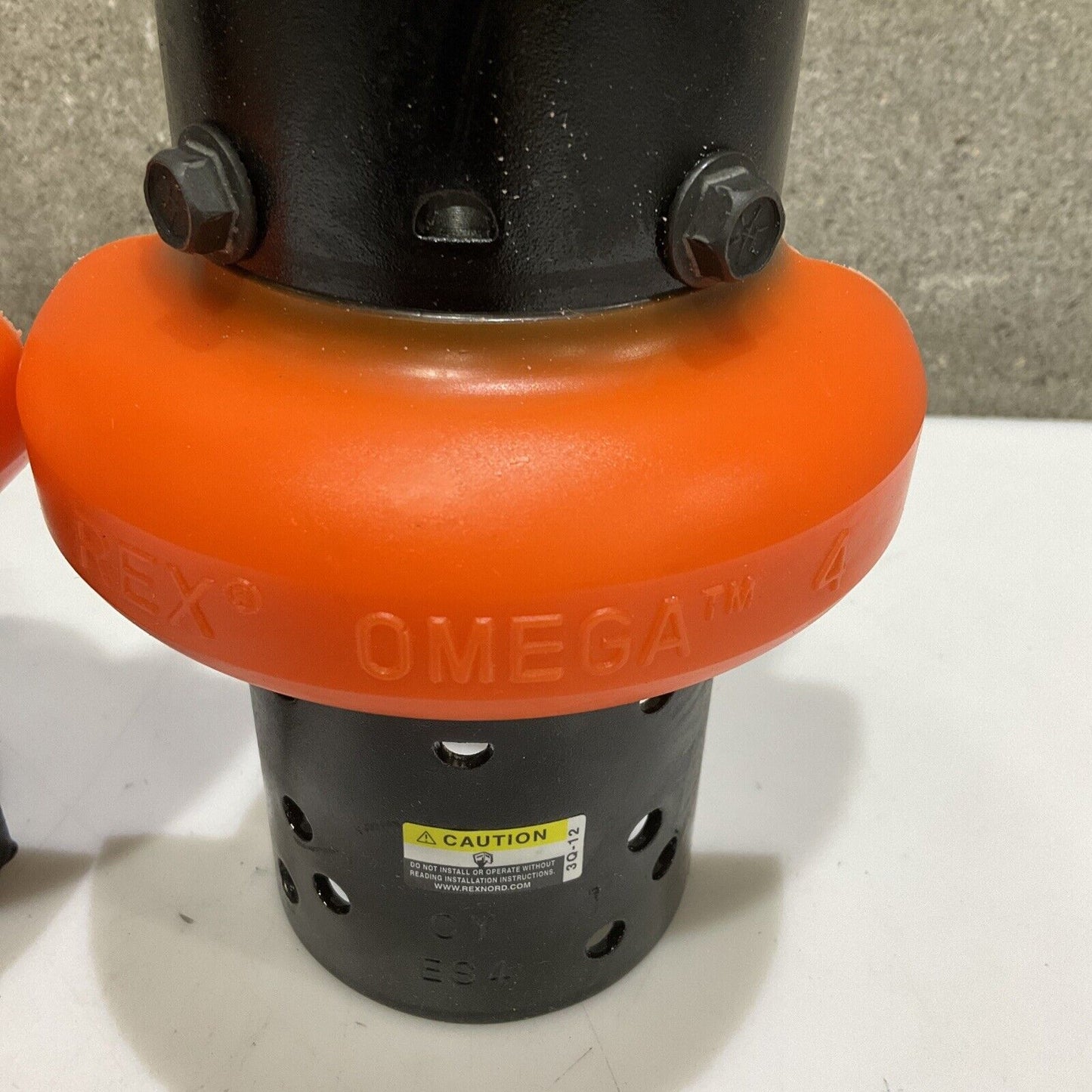 REXNORD OMEGA 7300085 ES4-R ELEMENT 373