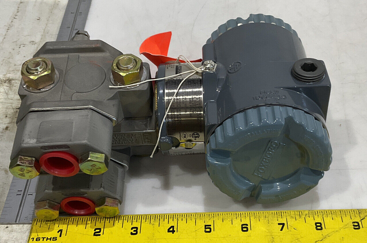 FOXBORO IDP10-A IDP10-I22C21F INTELLEGENT CELL TRANSMITTER 373