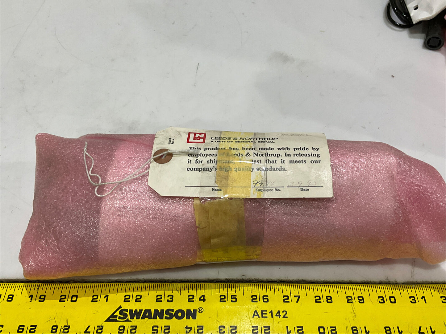 LEEDS & NORTHRUP 4905-001-33-008-7-000 CONDUCTIVITY CELL W/ TEMP COMPENSATOR 373