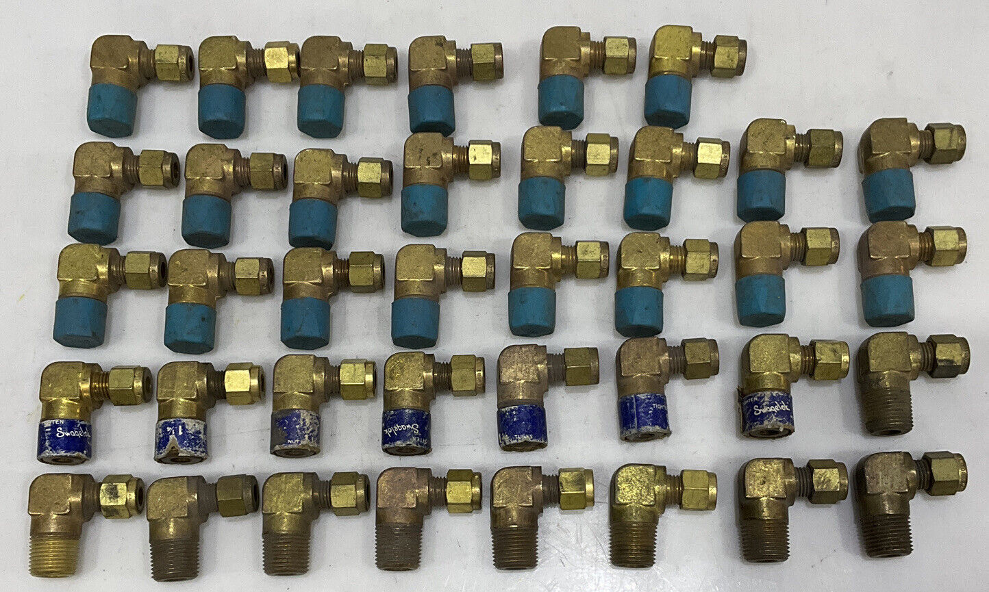 SWAGELOK B-400-2-6 MALE ELBOW LOT OF 38 476
