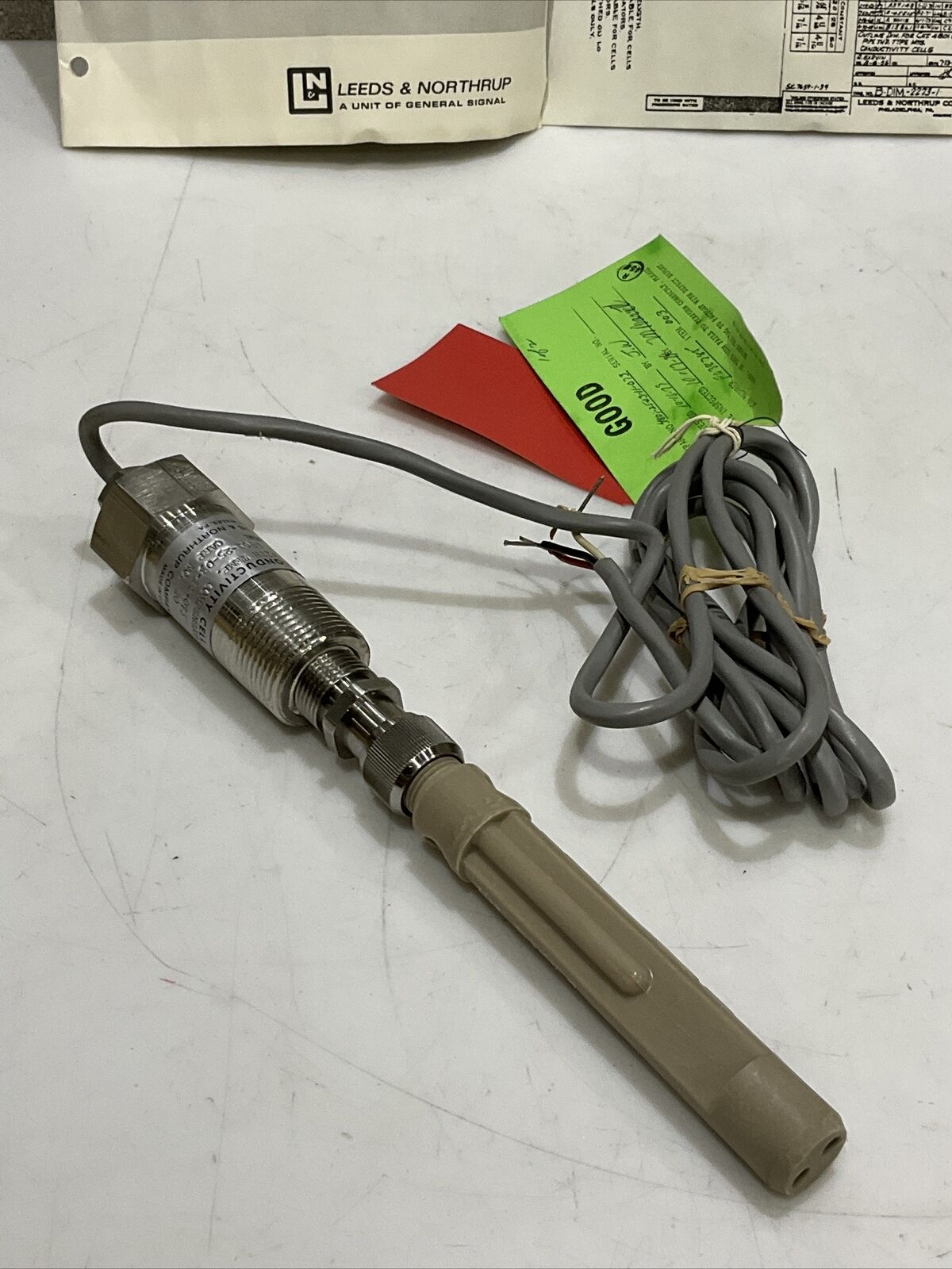 LEEDS & NORTHRUP 4801-25-11-073 CONDUCTIVITY CELL WITH TEMP COMPENSATOR 373