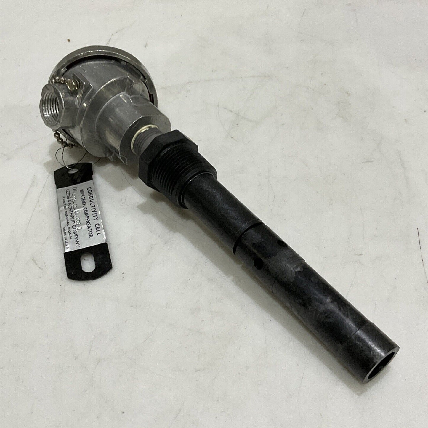 LEEDS & NORTHRUP 4905-01-44-009-1 CONDUCTIVITY CELL W/ TEMP COMPENSATOR 4905 373