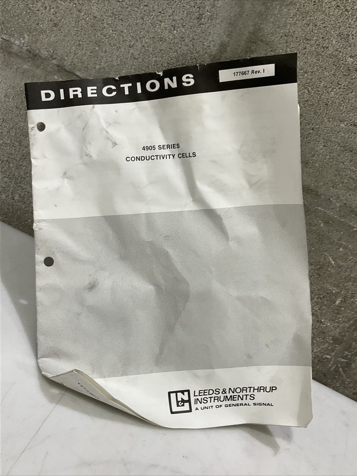 LEEDS & NORTHRUP 4905-01-44-009-1 CONDUCTIVITY CELL W/ TEMP COMPENSATOR 4905 373