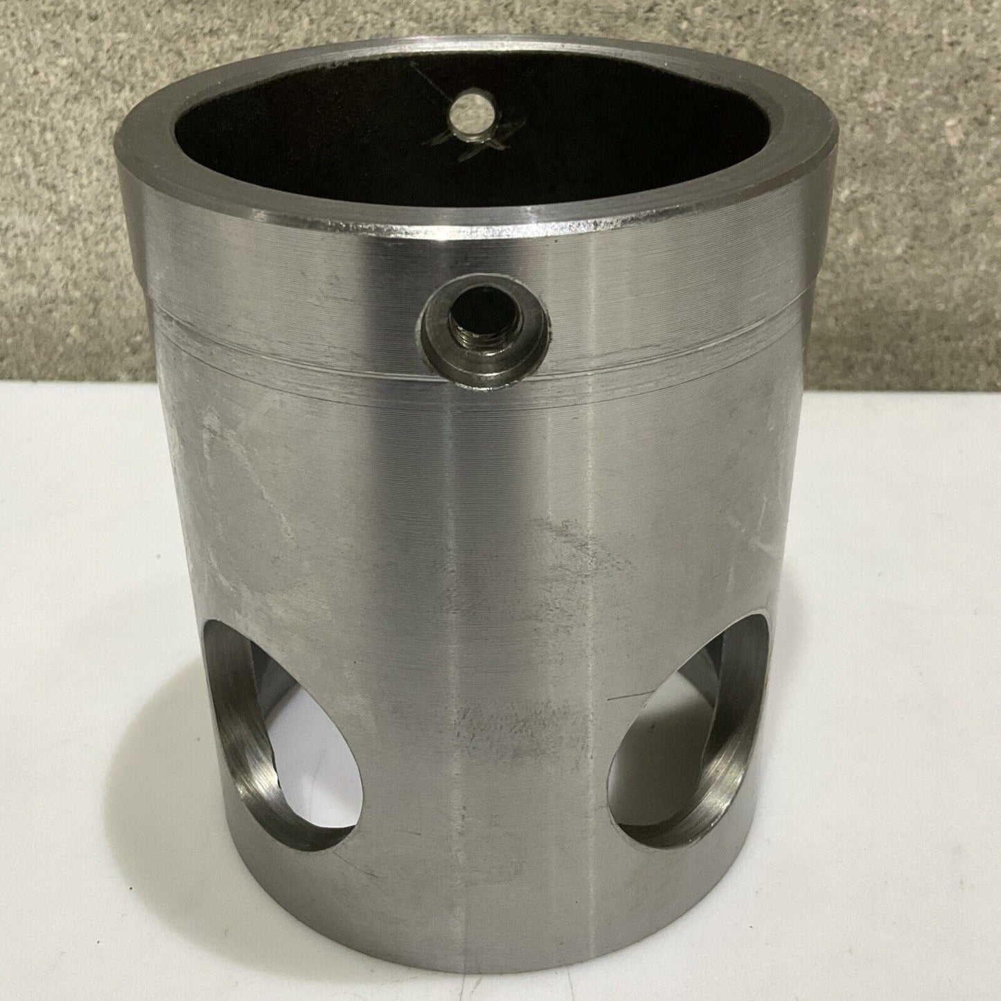 CHICAGO PNEUMATIC 4-01-30045 W-6834 SOOT BLOWER COMPRESSOR HOLDER 4 HOLE 373