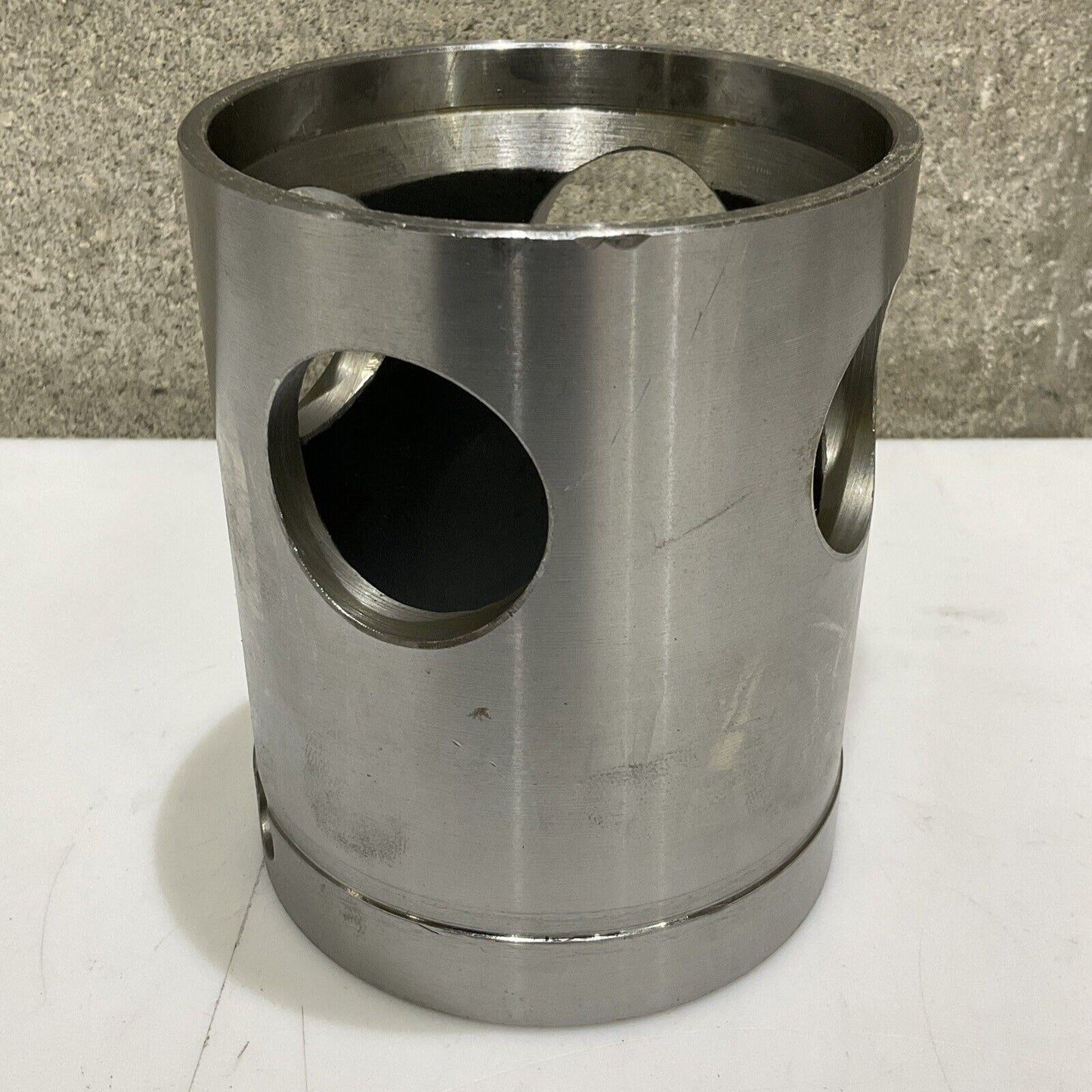 CHICAGO PNEUMATIC 4-01-30045 W-6834 SOOT BLOWER COMPRESSOR HOLDER 4 HOLE 373