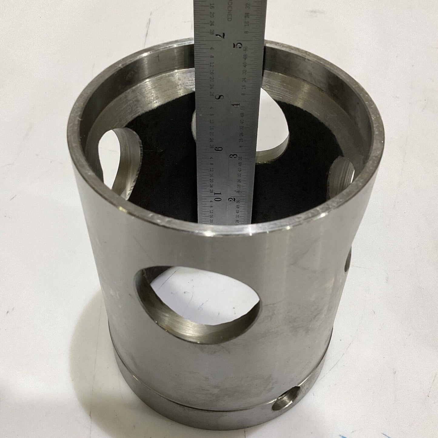 CHICAGO PNEUMATIC 4-01-30045 W-6834 SOOT BLOWER COMPRESSOR HOLDER 4 HOLE 373