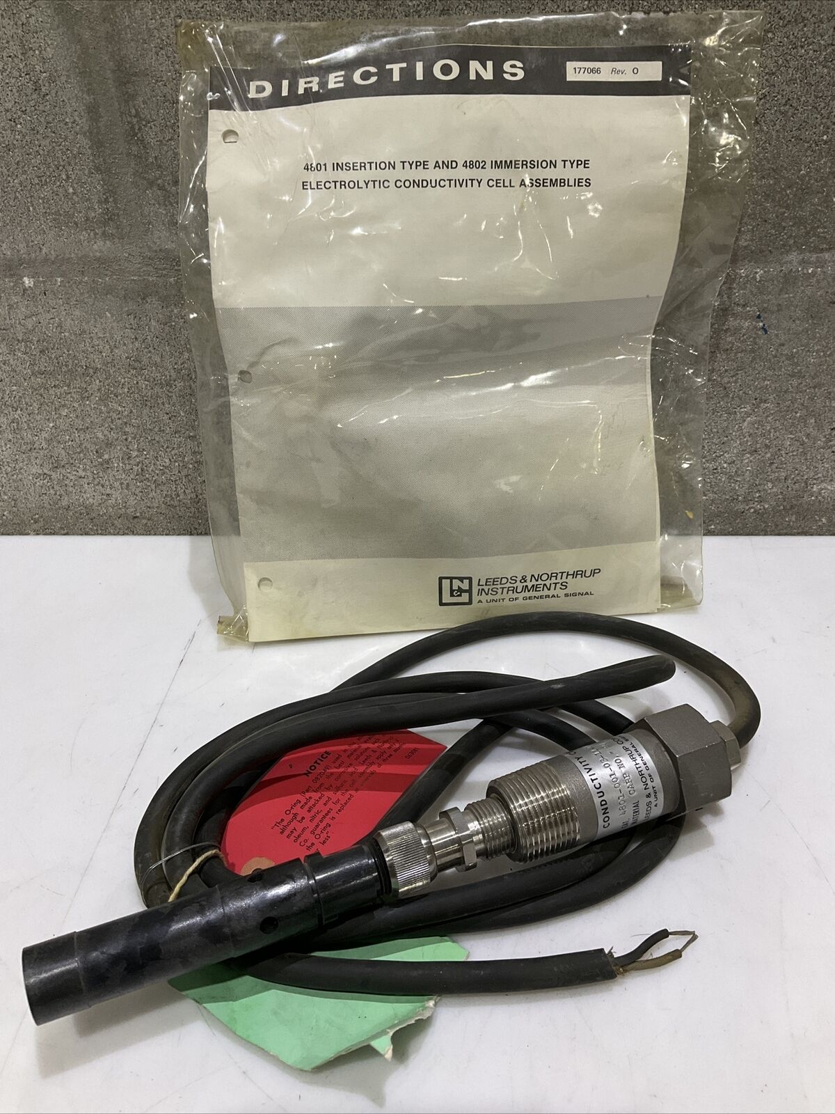 LEEDS & NORTHRUP 4801-001-03-11-000 CONDUCTIVITY CELL CARP NO. #20 373