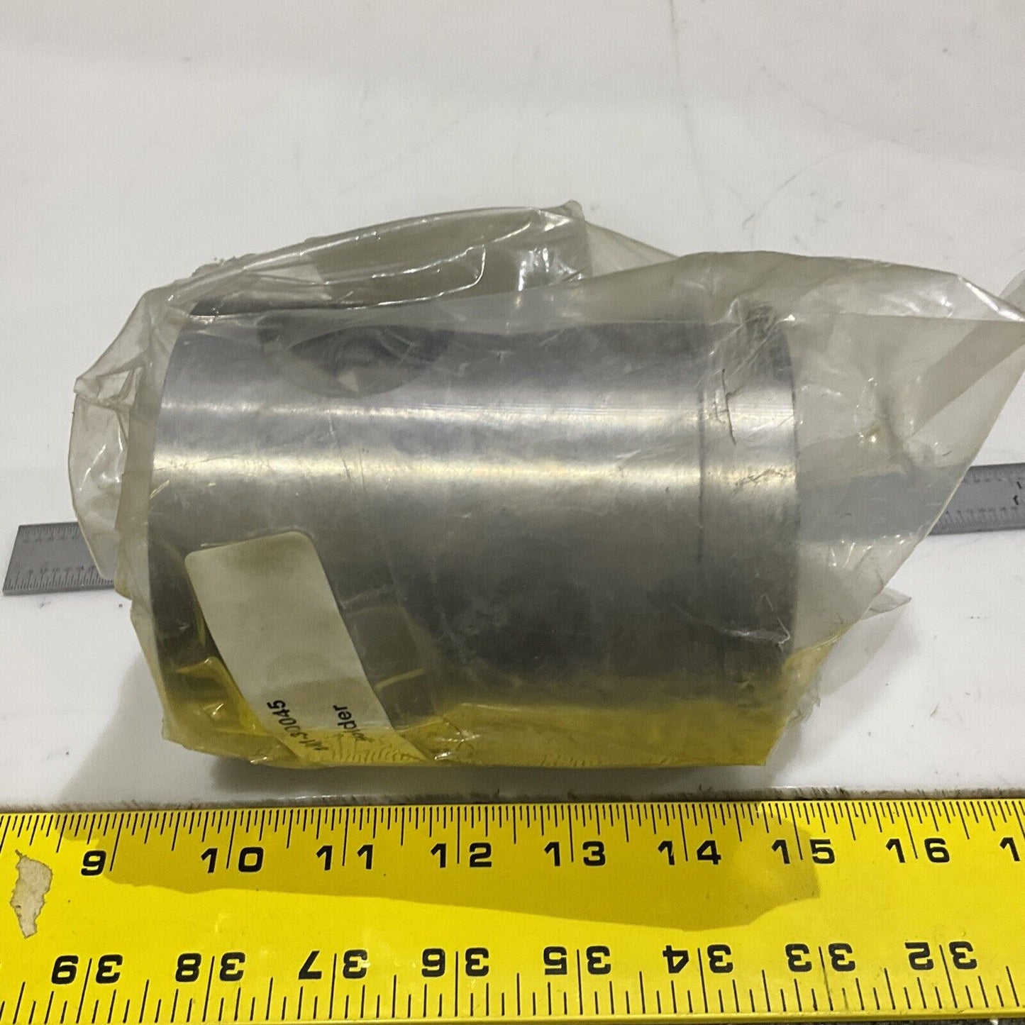 CHICAGO PNEUMATIC 4-01-30045 W-6834 SOOT BLOWER COMPRESSOR HOLDER 4 HOLE 373
