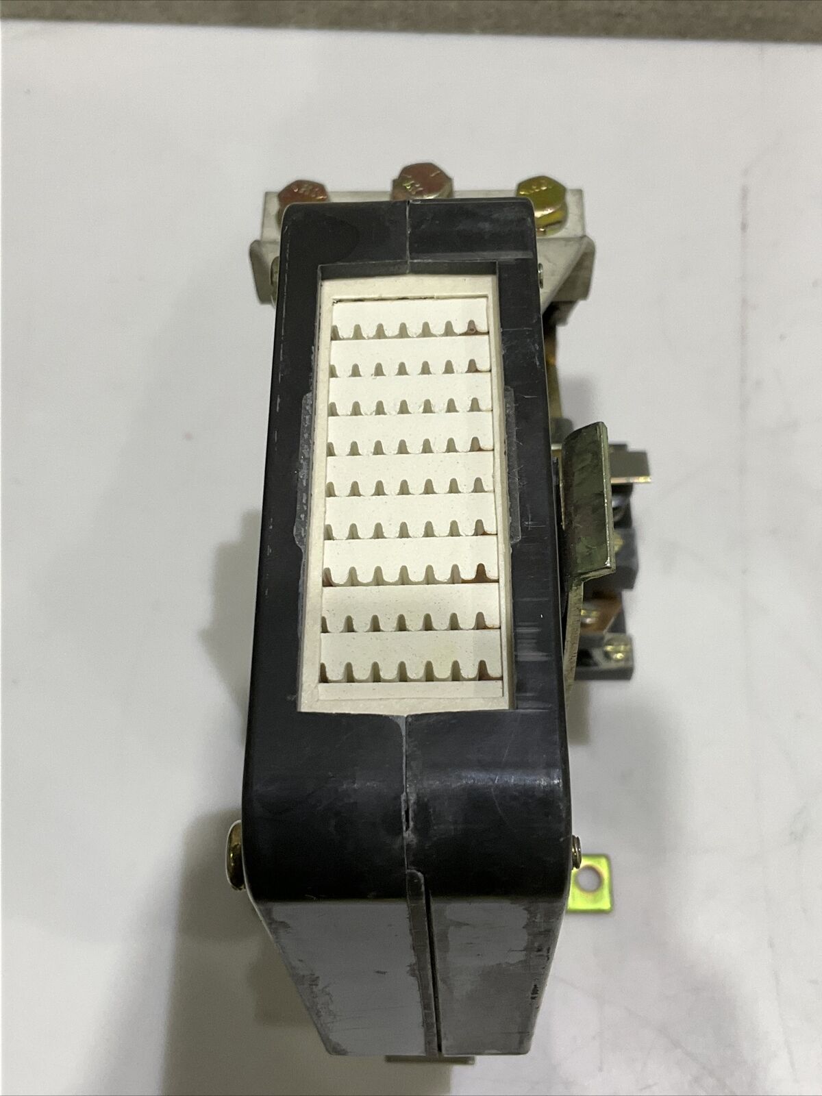 GE DS303A 01JXA022XH DC CONTACTOR 600 VDC 300 A 373